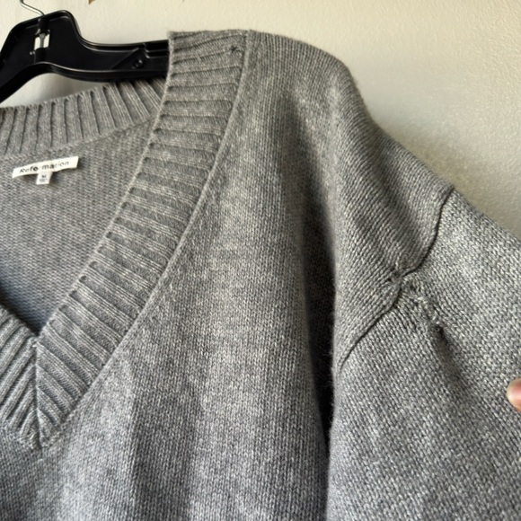 Reformation Gray V-Neck Men's Sweater - Picture 10 of 15